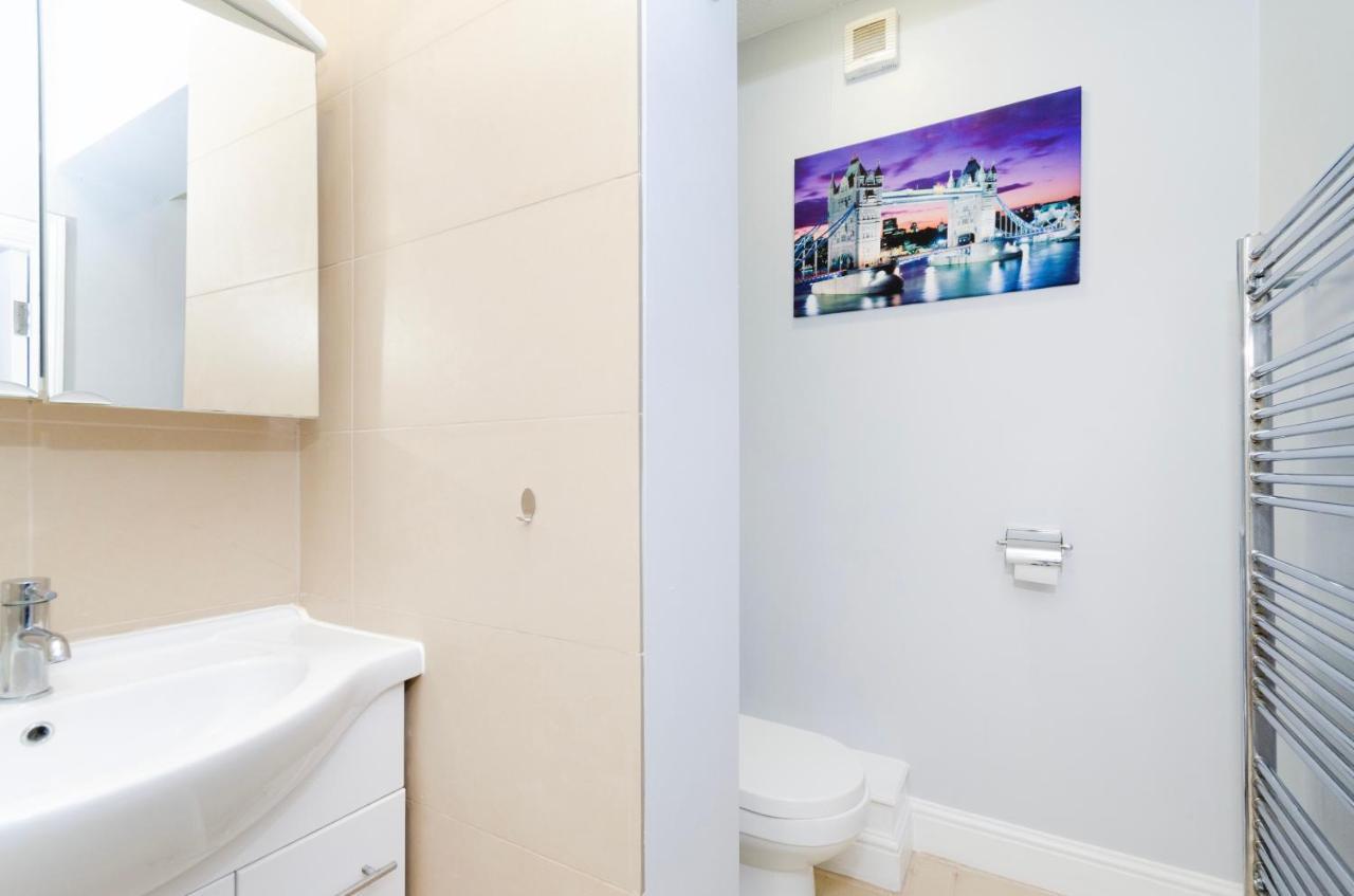 Wells Street Central Apartments London Exterior photo
